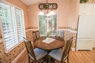 9513 Laguna Lake Way, Elk Grove, CA 95758 - Photo 21