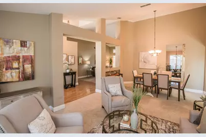 9513 Laguna Lake Way, Elk Grove, CA 95758 - Photo 11