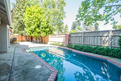 9513 Laguna Lake Way, Elk Grove, CA 95758 - Photo 61