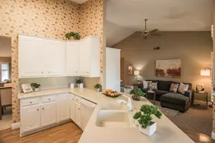 9513 Laguna Lake Way, Elk Grove, CA 95758 - Photo 27