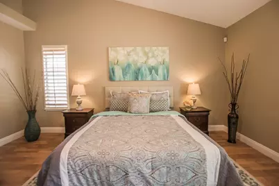 9513 Laguna Lake Way, Elk Grove, CA 95758 - Photo 37