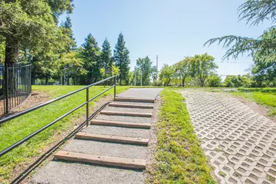 9513 Laguna Lake Way, Elk Grove, CA 95758 - Photo 73