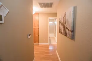9513 Laguna Lake Way, Elk Grove, CA 95758 - Photo 29