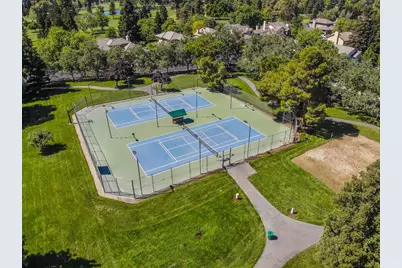 9513 Laguna Lake Way, Elk Grove, CA 95758 - Photo 81