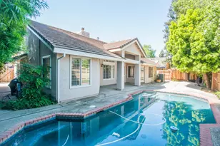 9513 Laguna Lake Way, Elk Grove, CA 95758 - Photo 1