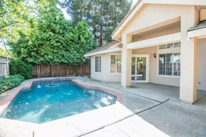 9513 Laguna Lake Way, Elk Grove, CA 95758 - Photo 59