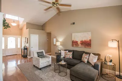 9513 Laguna Lake Way, Elk Grove, CA 95758 - Photo 19