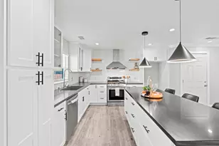 7360 Gardner Ave, Sacramento, CA 95828 - Photo 5