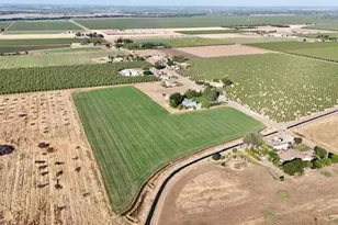 1137 Apricot Ave, Patterson, CA 95363 - Photo 9