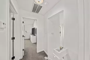 4752 67th St, Sacramento, CA 95820 - Photo 19