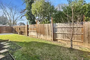 321 E Euclid Ave, Stockton, CA 95204 - Photo 35