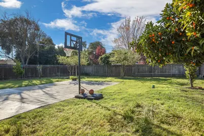 334 Alturas Avenue, Stockton, CA 95207 - Photo 29