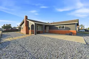 811 Hacienda Ave, Manteca, CA 95336 - Photo 3