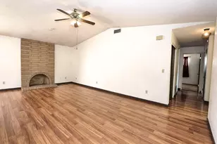 4406 Tallyho Dr, Sacramento, CA 95826 - Photo 15