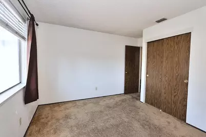 4406 Tallyho Drive, Sacramento, CA 95826 - Photo 17