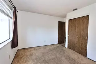 4406 Tallyho Dr, Sacramento, CA 95826 - Photo 17