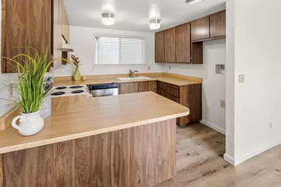 6005 Woodside Drive, Rocklin, CA 95677 - Photo 11