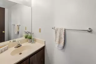 6005 Woodside Dr, Rocklin, CA 95677 - Photo 15