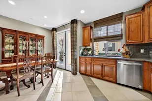 1040 Cabris Ln, Roseville, CA 95747 - Photo 11