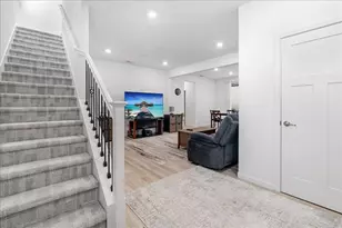 9287 Mystic Lake Alley, Sacramento, CA 95829 - Photo 5