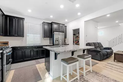 9287 Mystic Lake Aly, Sacramento, CA 95829 - Photo 13