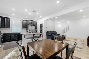 9287 Mystic Lake Alley, Sacramento, CA 95829 - Photo 11