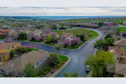 8004 Damico Drive, El Dorado Hills, CA 95762 - Photo 47