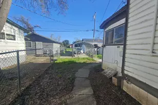 524 Madison St, Red Bluff, CA 96080 - Photo 13