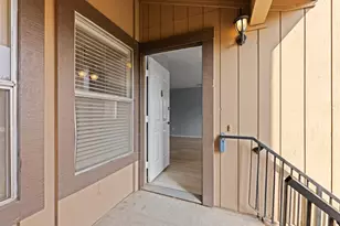 414 Cherry Ln, Manteca, CA 95337 - Photo 3