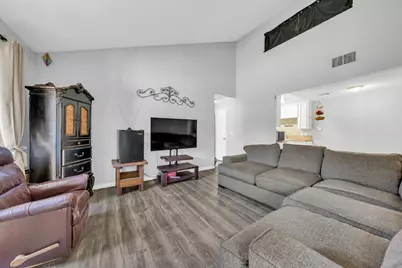 7283 Florin Mall Drive #6, Sacramento, CA 95823 - Photo 7