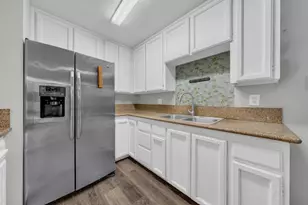 7283 Florin Mall Dr, Sacramento, CA 95823 - Photo 11