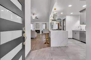 8604 Luciano Ct, Sacramento, CA 95828 - Photo 9