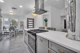 8604 Luciano Ct, Sacramento, CA 95828 - Photo 9