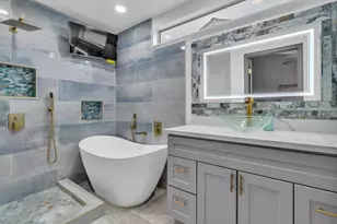 8604 Luciano Ct, Sacramento, CA 95828 - Photo 19