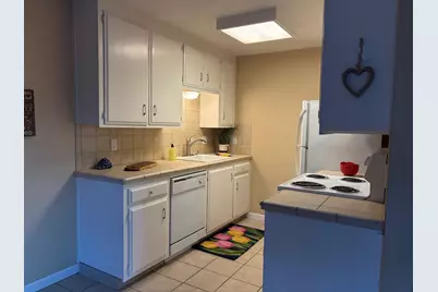 3790 W. Benjamin Holt Drive #Apt 6, Stockton, CA 95219 - Photo 7