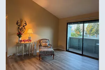 3790 W. Benjamin Holt Drive #Apt 6, Stockton, CA 95219 - Photo 5