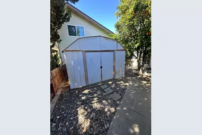 700 Kinshire Way, Patterson, CA 95363 - Photo 7