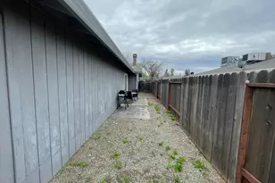 4945 Travertine Cir, Sacramento, CA 95841 - Photo 13