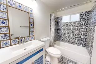 2433 Gwen Dr, Sacramento, CA 95825 - Photo 3