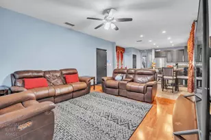 9325 Audra Ct, Sacramento, CA 95829 - Photo 9