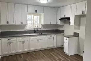 209 Locust St, Modesto, CA 95351 - Photo 9