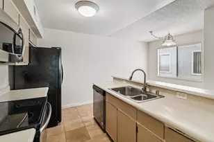 750 Del Verde Cir, Sacramento, CA 95833 - Photo 19