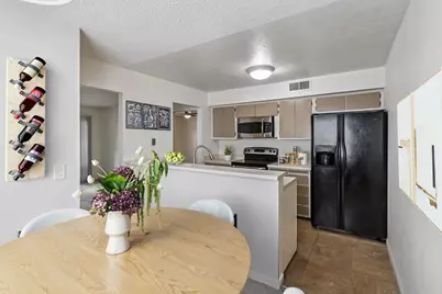 750 Del Verde Circle #6, Sacramento, CA 95833 - Photo 3