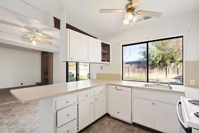 850 Del Oro Street, Woodland, CA 95695 - Photo 13