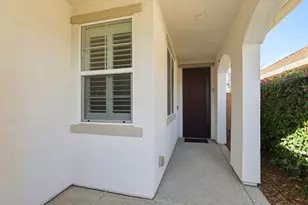 7713 Peak Forest Way, Elk Grove, CA 95757 - Photo 5