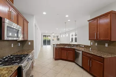 7713 Peak Forest Way, Elk Grove, CA 95757 - Photo 19