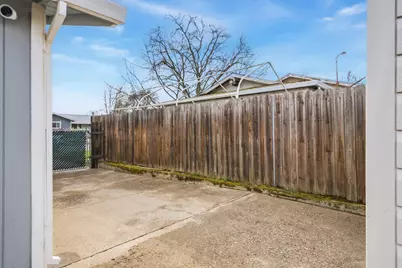 5049 Corvair Street, North Highlands, CA 95660 - Photo 17