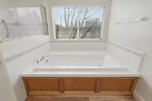 8818 Barrister Ln, Fair Oaks, CA 95628 - Photo 23