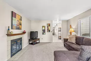 427 Golf Cir W, Manteca, CA 95337 - Photo 17