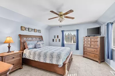 427 Golf Cir West, Manteca, CA 95337 - Photo 19